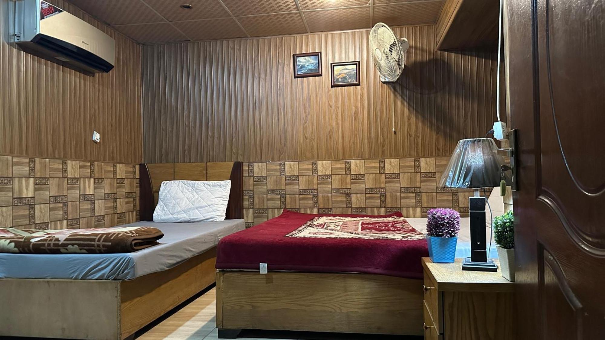 Baoo Jee Hotel Islamabad Равалпинди Экстерьер фото