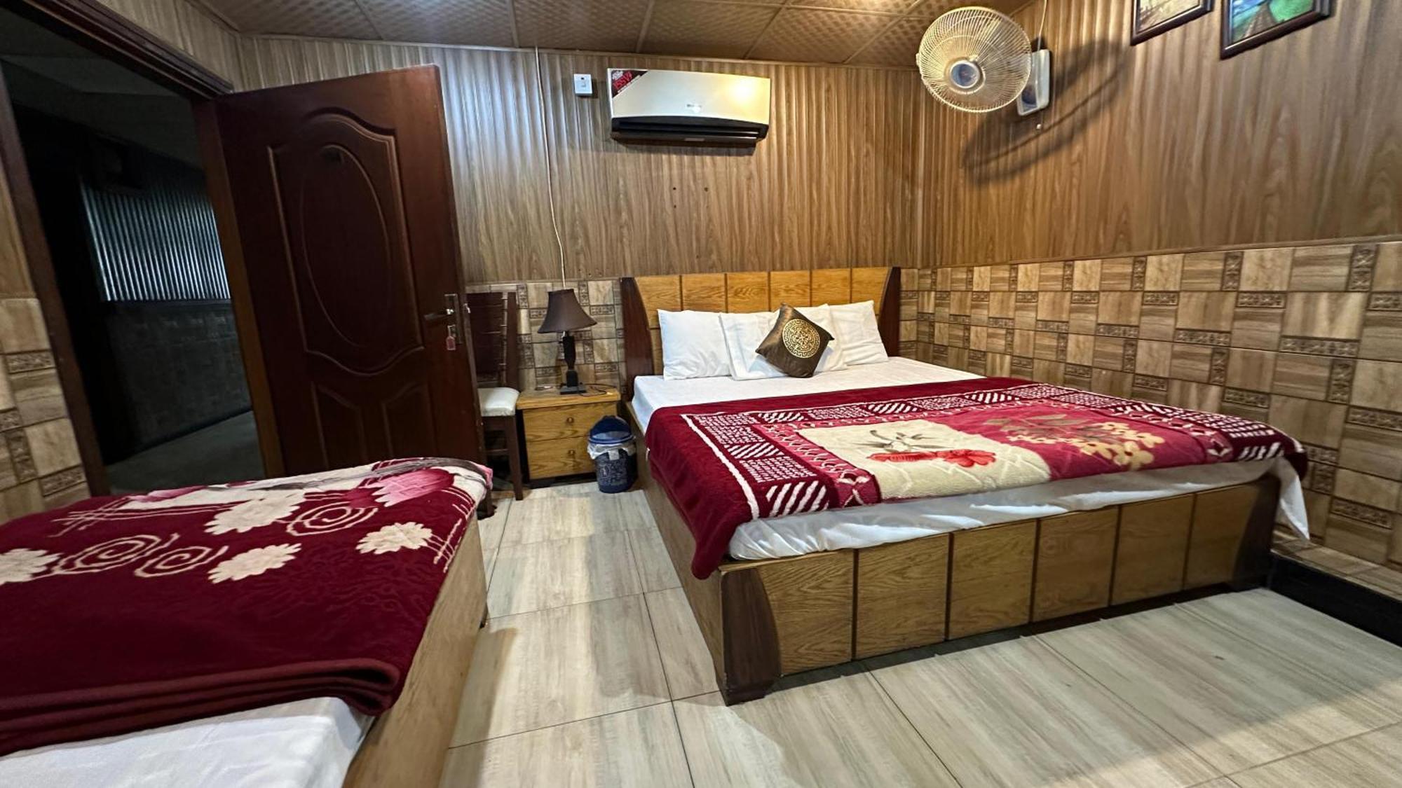 Baoo Jee Hotel Islamabad Равалпинди Экстерьер фото