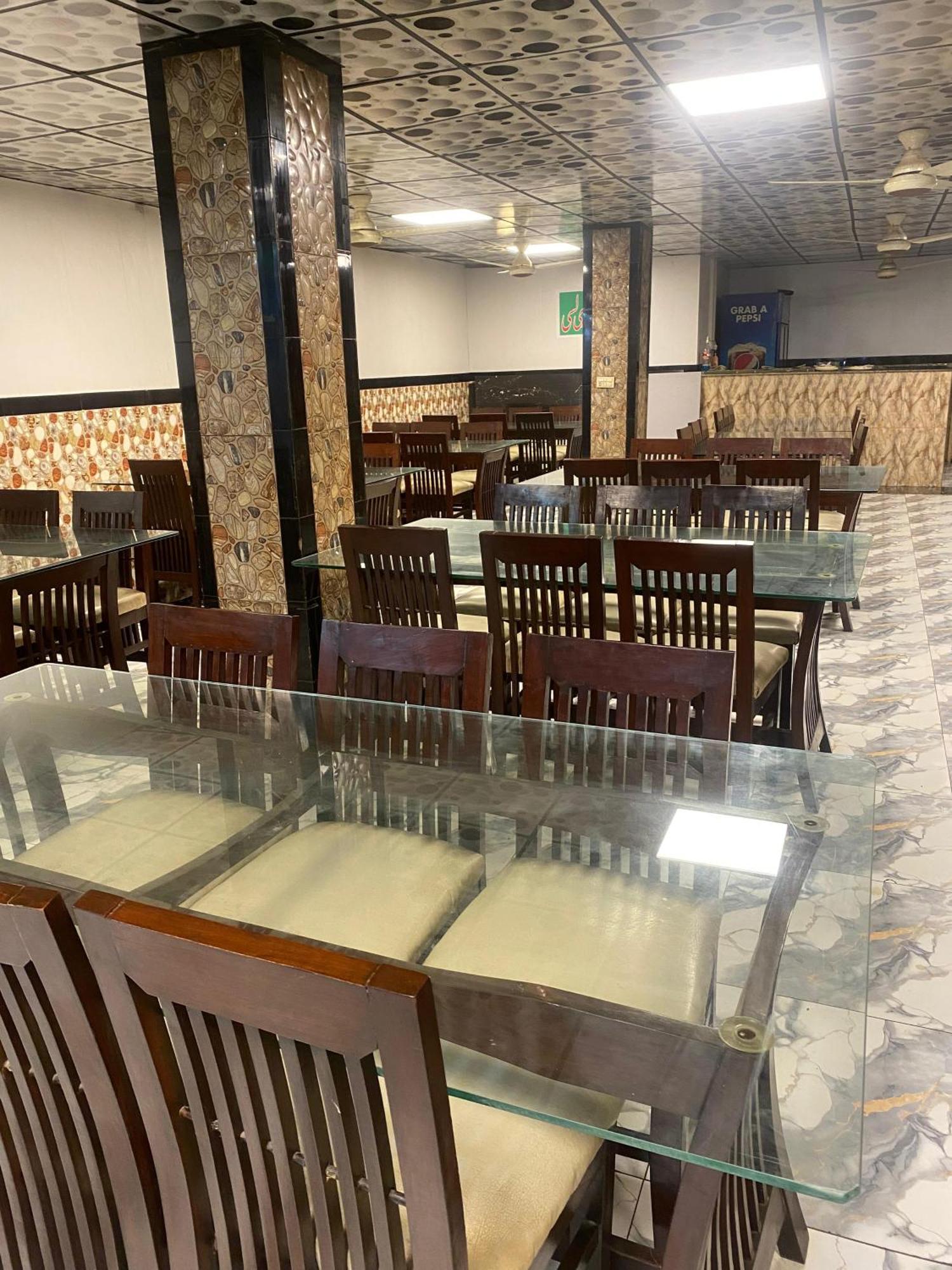 Baoo Jee Hotel Islamabad Равалпинди Экстерьер фото