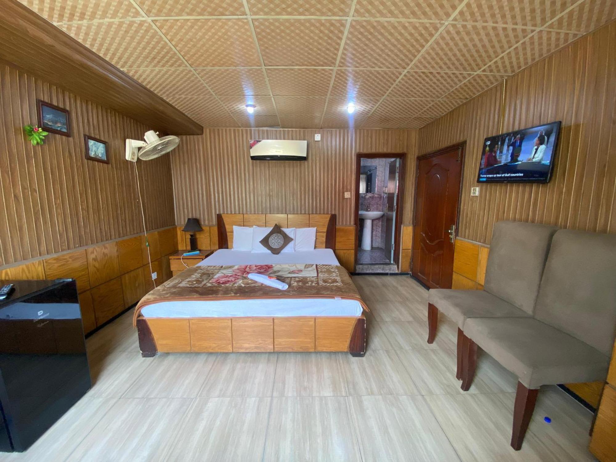Baoo Jee Hotel Islamabad Равалпинди Экстерьер фото