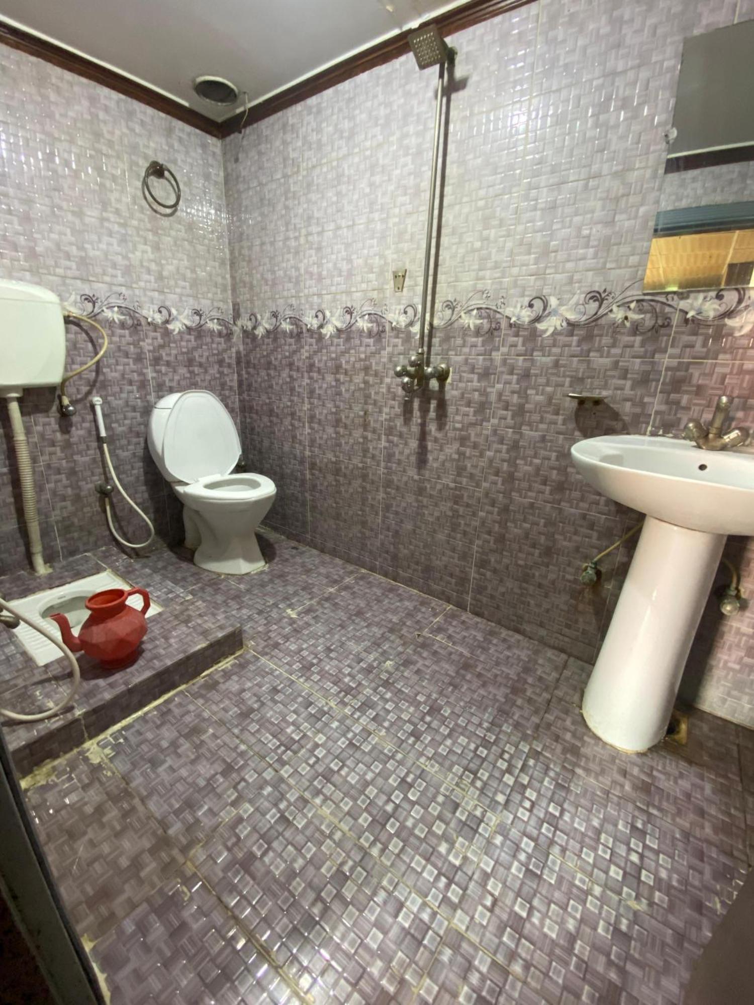 Baoo Jee Hotel Islamabad Равалпинди Экстерьер фото